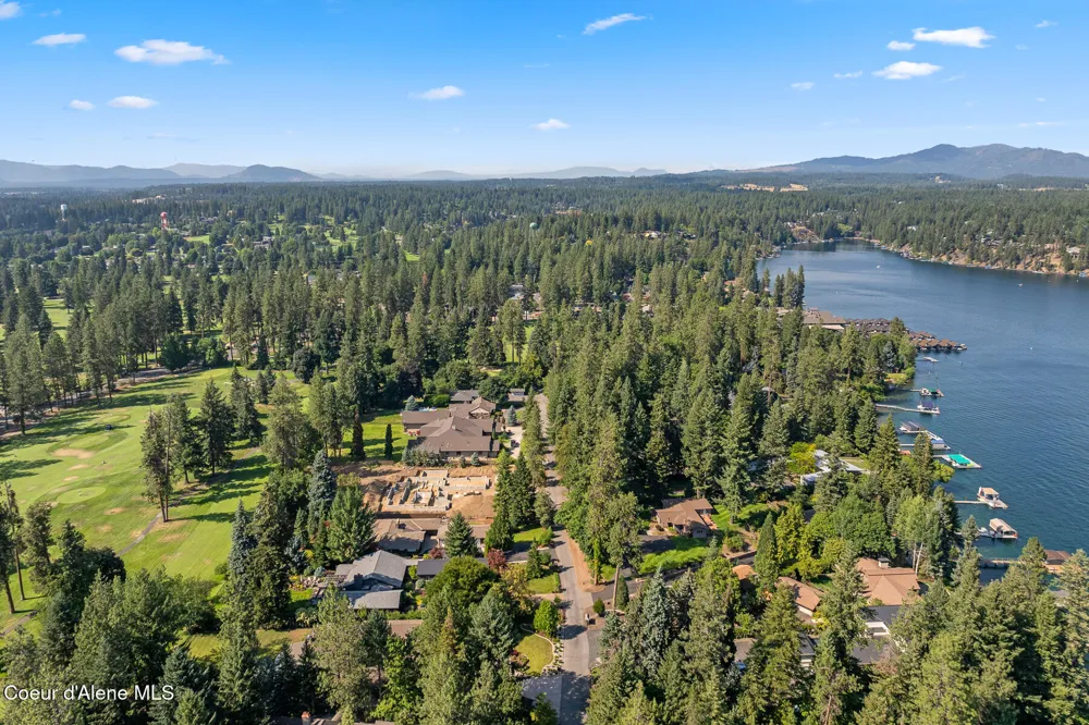 9641 EASY STREET Hayden Lake, ID 83835