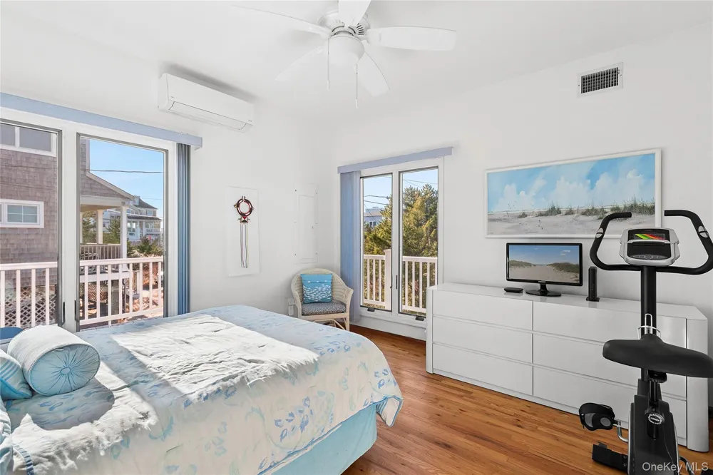 8 Dune Lane Westhampton Dunes, NY 11978