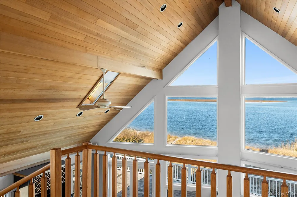 8 Dune Lane Westhampton Dunes, NY 11978