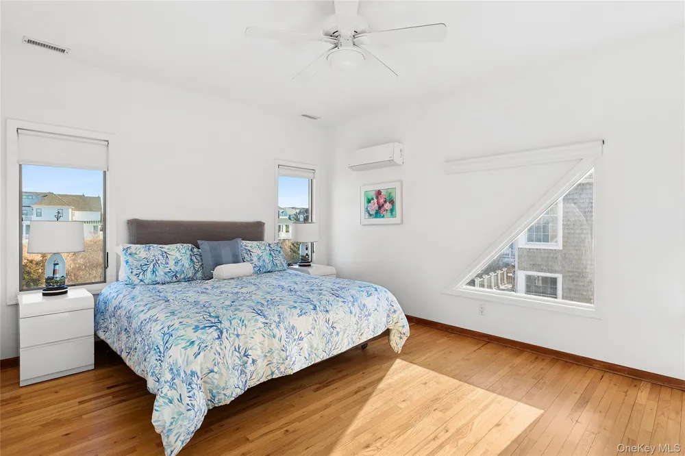 8 Dune Lane Westhampton Dunes, NY 11978