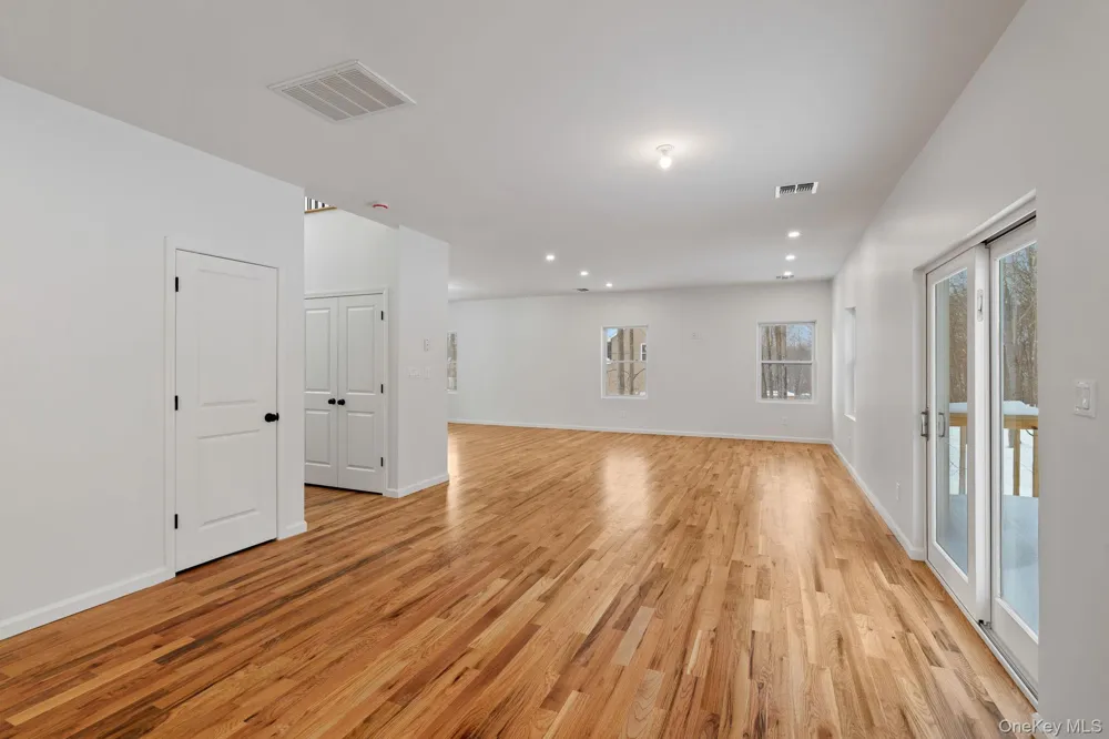 28 Northern Avenue Walden, NY 12586