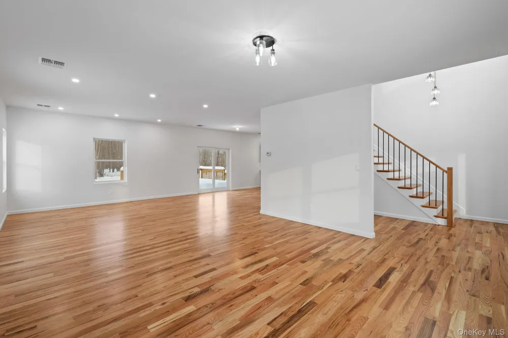 28 Northern Avenue Walden, NY 12586