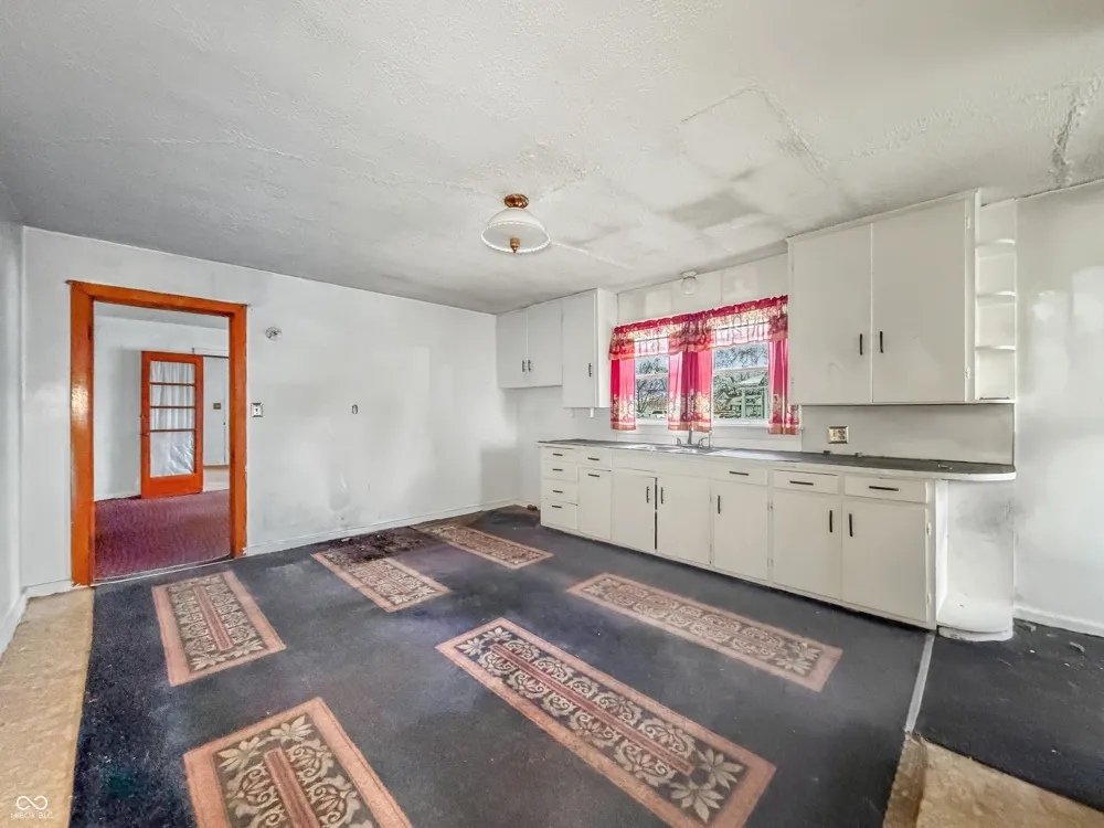 1622 S Washington Street Marion, IN 46953