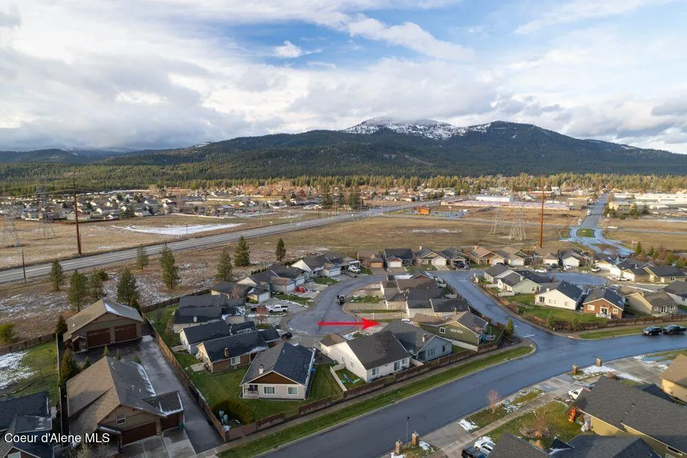 7942 W KAYAK COURT Rathdrum, ID 83858