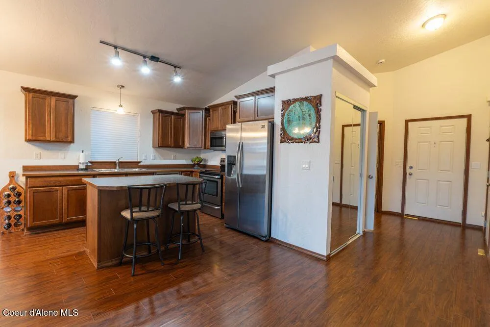 7942 W KAYAK COURT Rathdrum, ID 83858