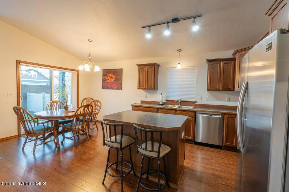 7942 W KAYAK COURT Rathdrum, ID 83858