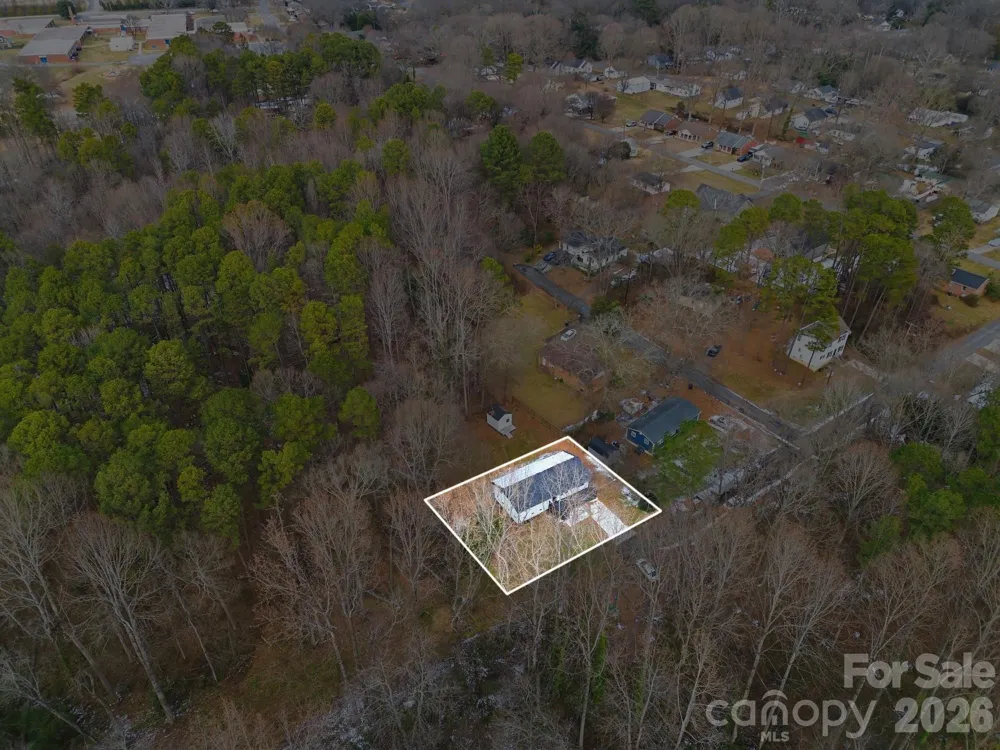 704 W Border Street Dallas, NC 28034