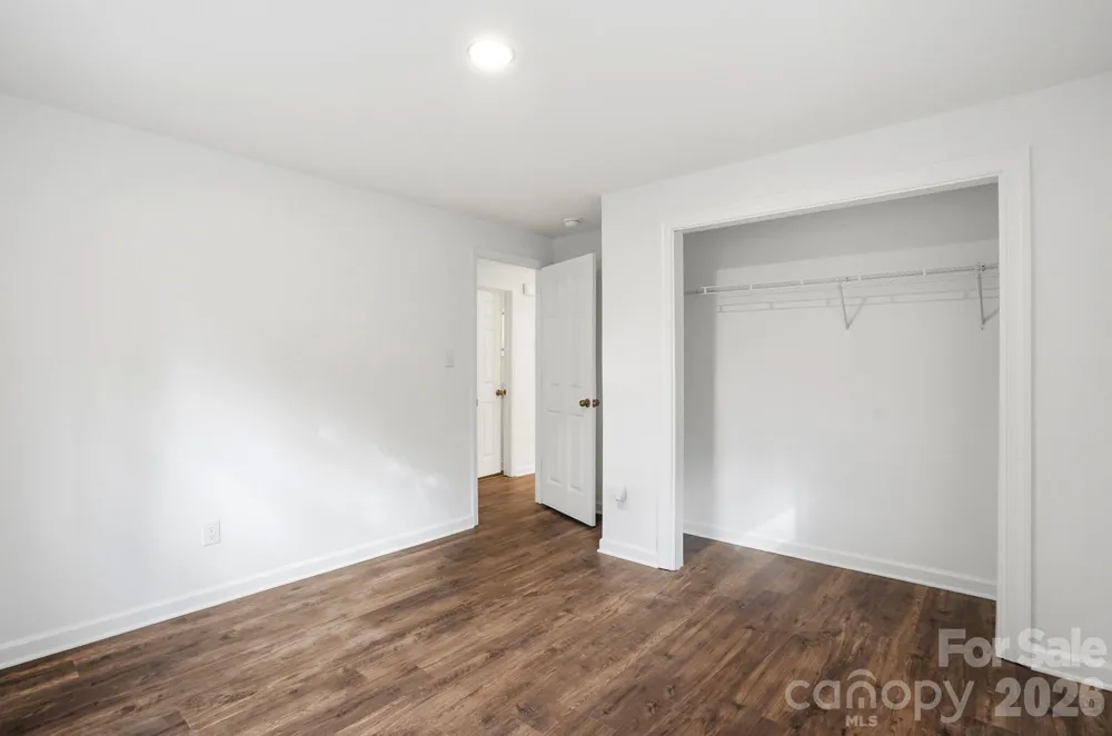 704 W Border Street Dallas, NC 28034