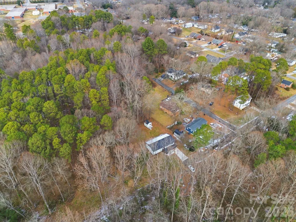 704 W Border Street Dallas, NC 28034