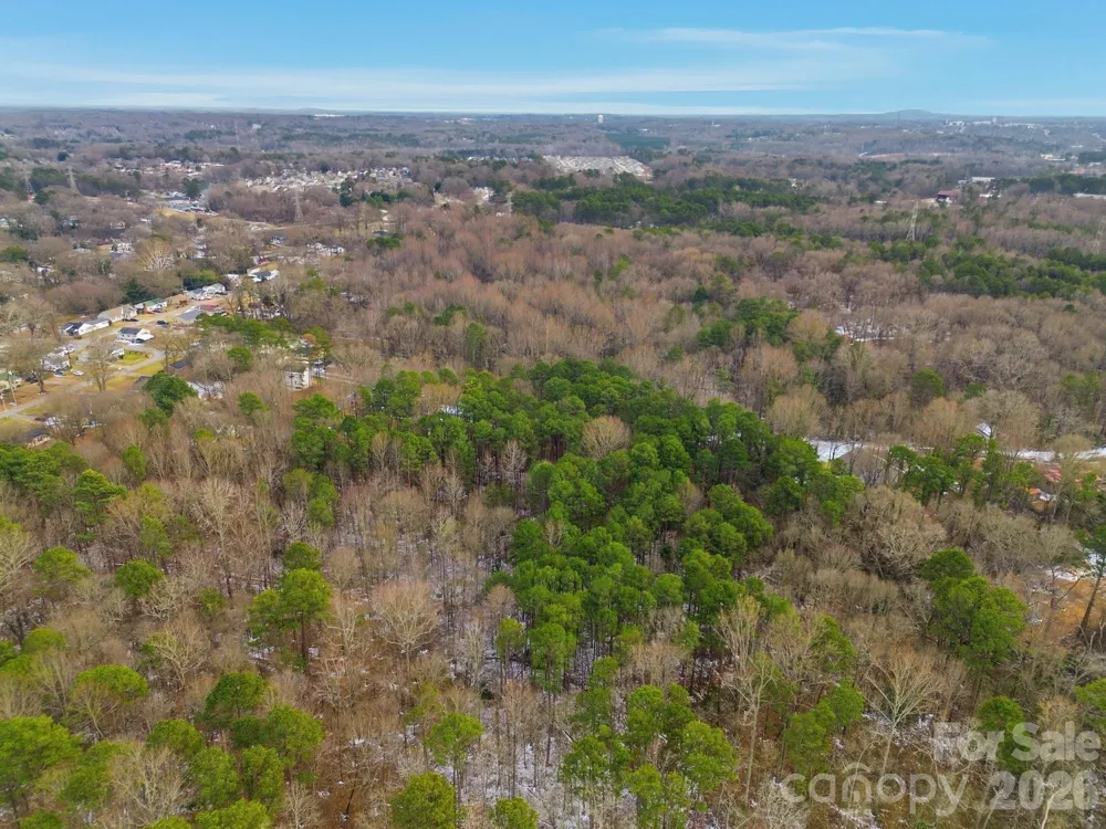 704 W Border Street Dallas, NC 28034