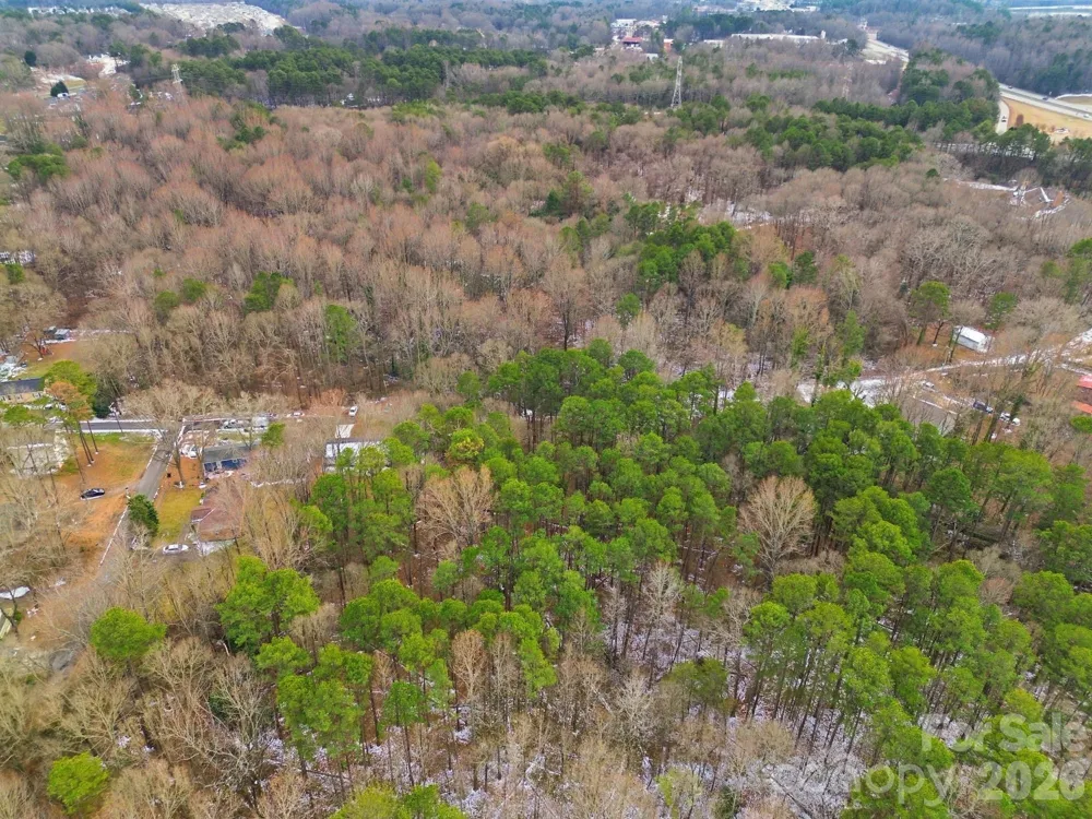 704 W Border Street Dallas, NC 28034