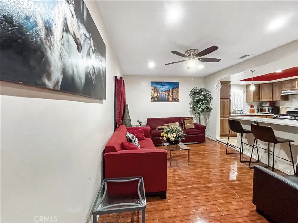 4084 W 137th #B Hawthorne, CA 90250