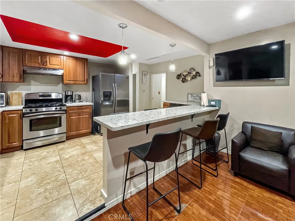 4084 W 137th #B Hawthorne, CA 90250