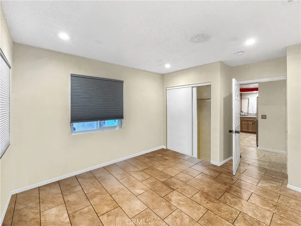4084 W 137th #B Hawthorne, CA 90250