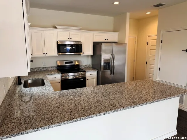 600A 10th Bandera, TX 78003