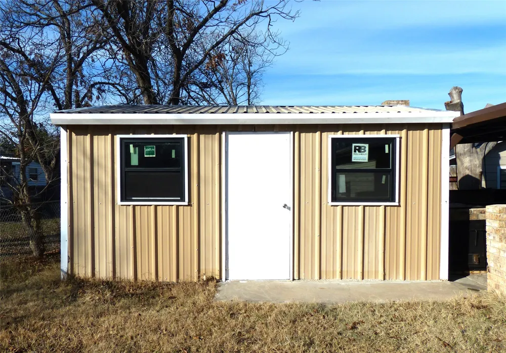 1922 S Pine Brady, TX 76825