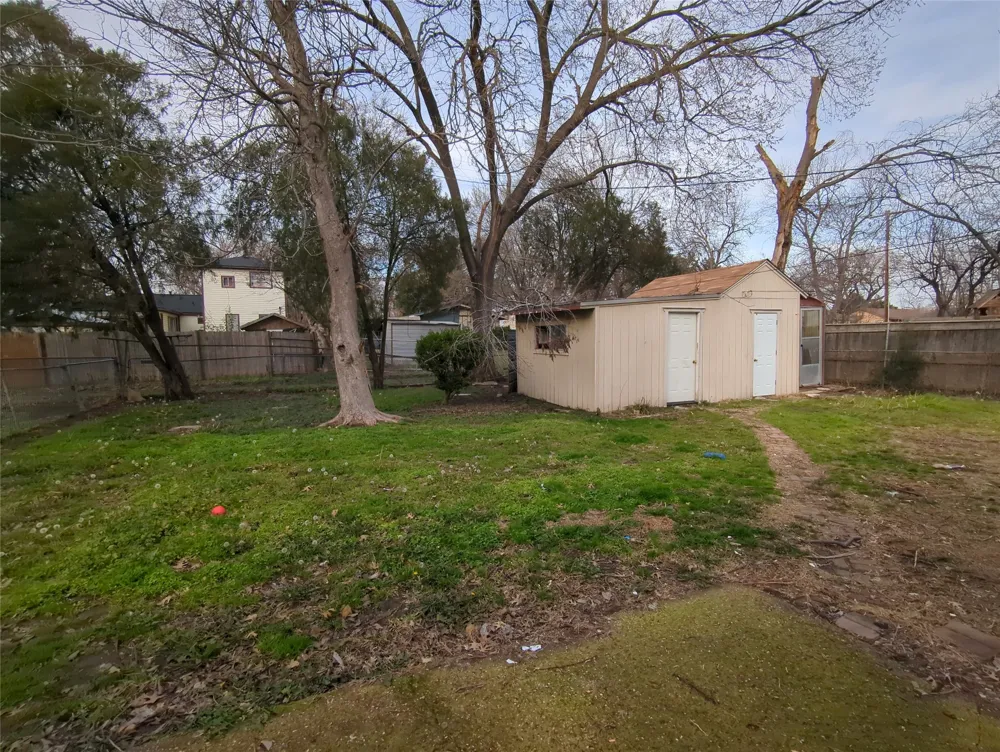 1449 Nash Street Garland, TX 75042