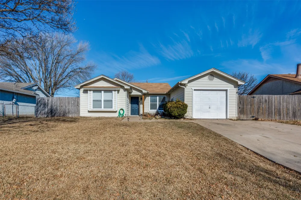 1415 Colonnade Drive