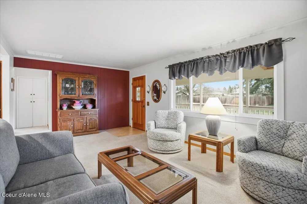 9519 Baack Road Hayden, ID 83835