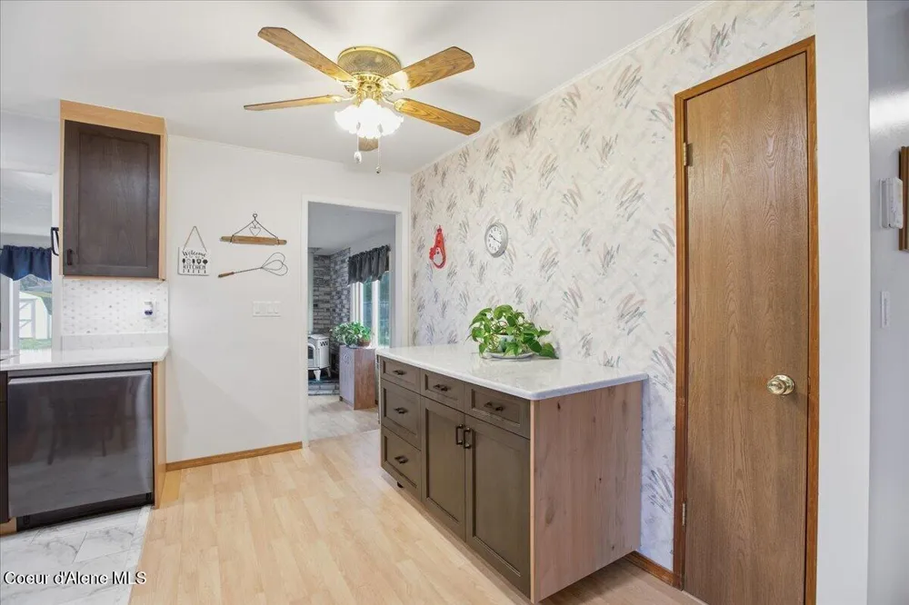 9519 Baack Road Hayden, ID 83835
