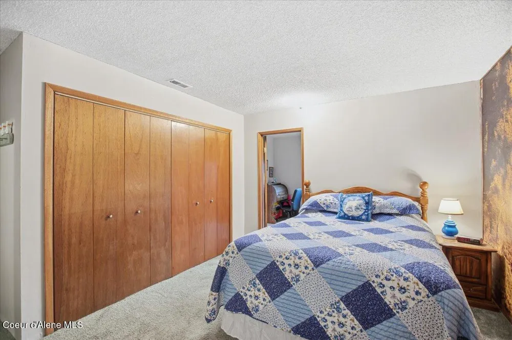 9519 Baack Road Hayden, ID 83835