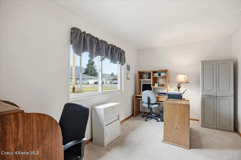 9519 Baack Road Hayden, ID 83835