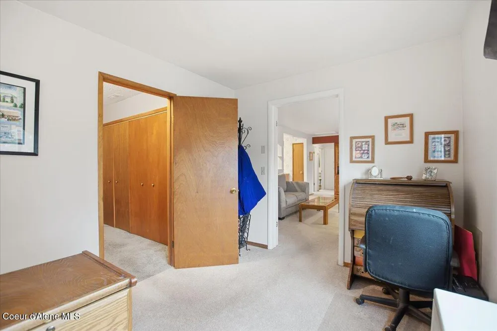 9519 Baack Road Hayden, ID 83835