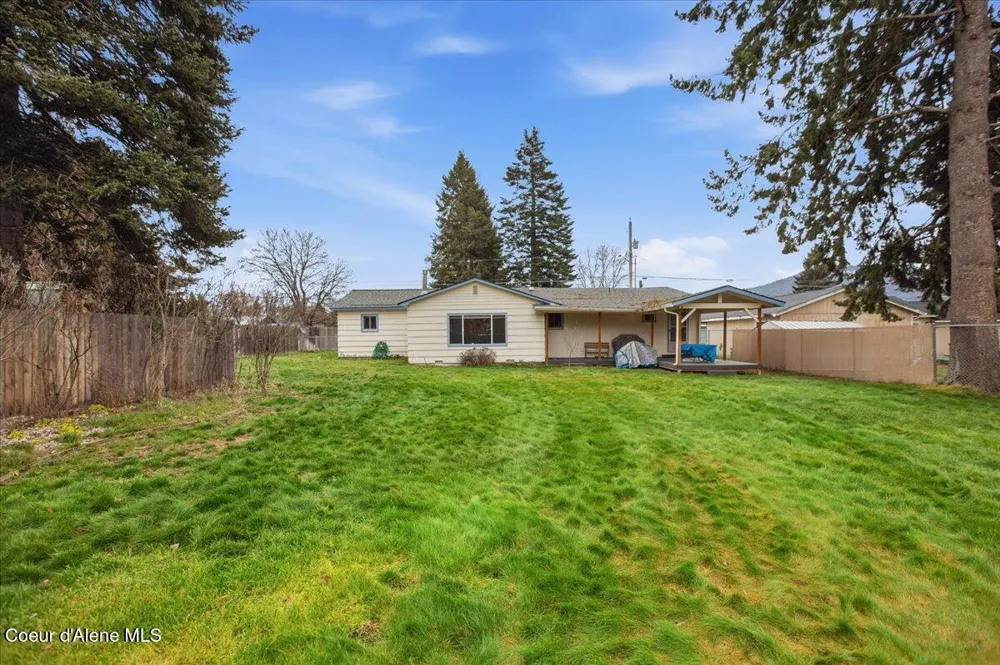 9519 Baack Road Hayden, ID 83835