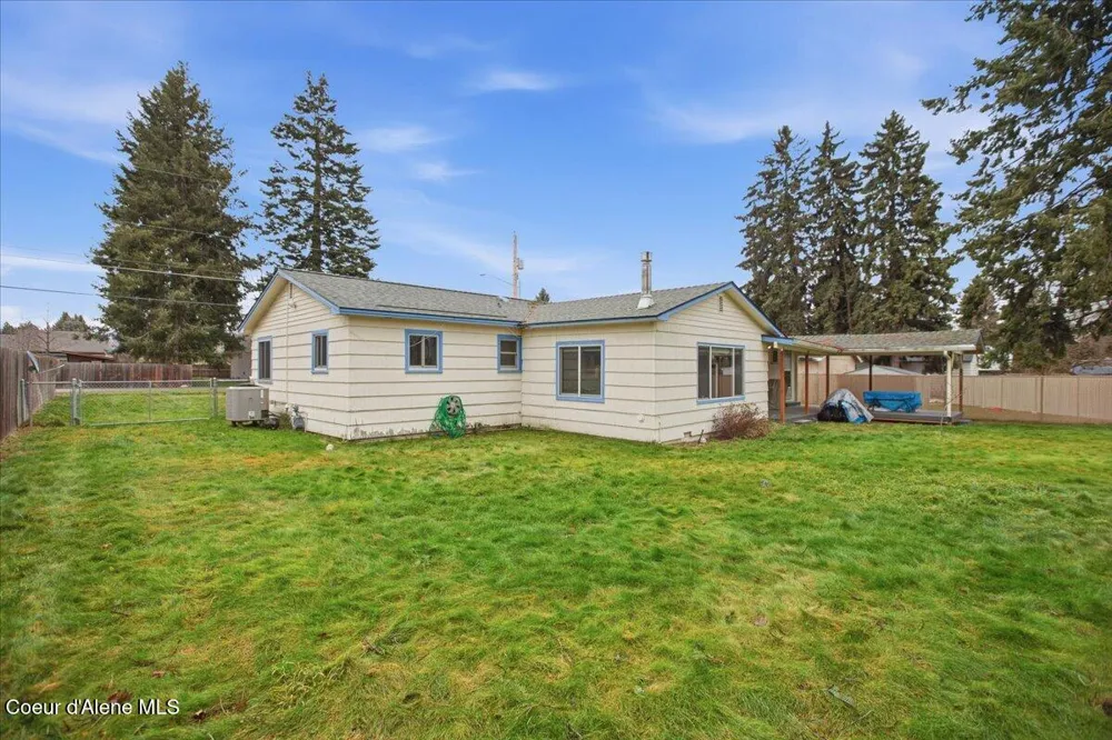 9519 Baack Road Hayden, ID 83835