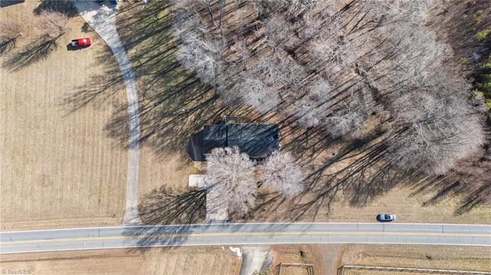2969 Piney Mountain Road Walnut Cove, NC 27052