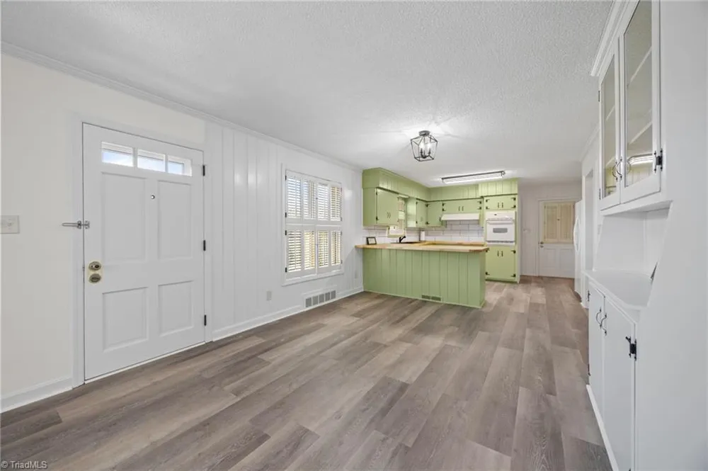 2969 Piney Mountain Road Walnut Cove, NC 27052