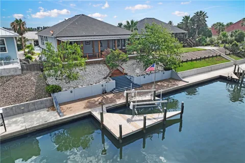 113 Bay Court