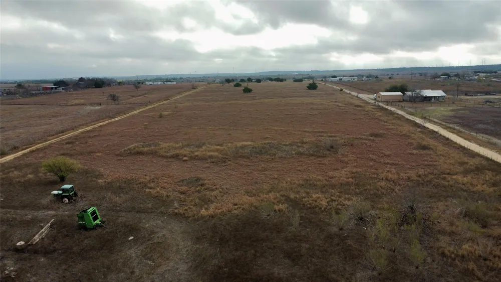 14024 Graef Road Creedmoor, TX 78610