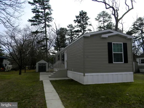 83 HOLLY COURT