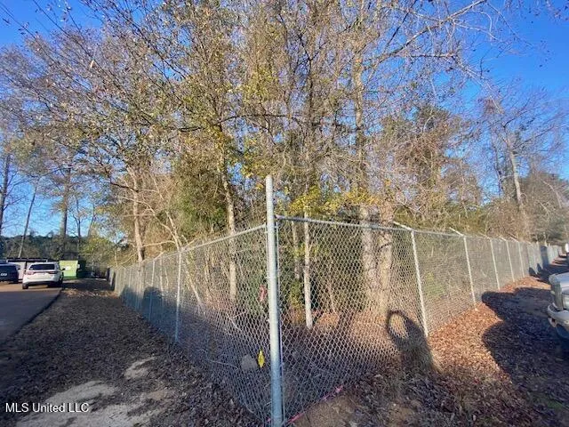 Marilyn Butler Dr Drive Mccomb, MS 39648