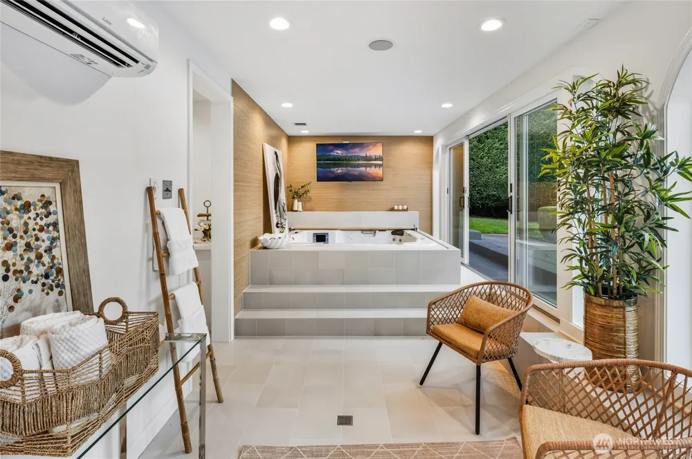 3026 140th Avenue NE Bellevue, WA 98005