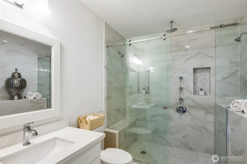 3026 140th Avenue NE Bellevue, WA 98005