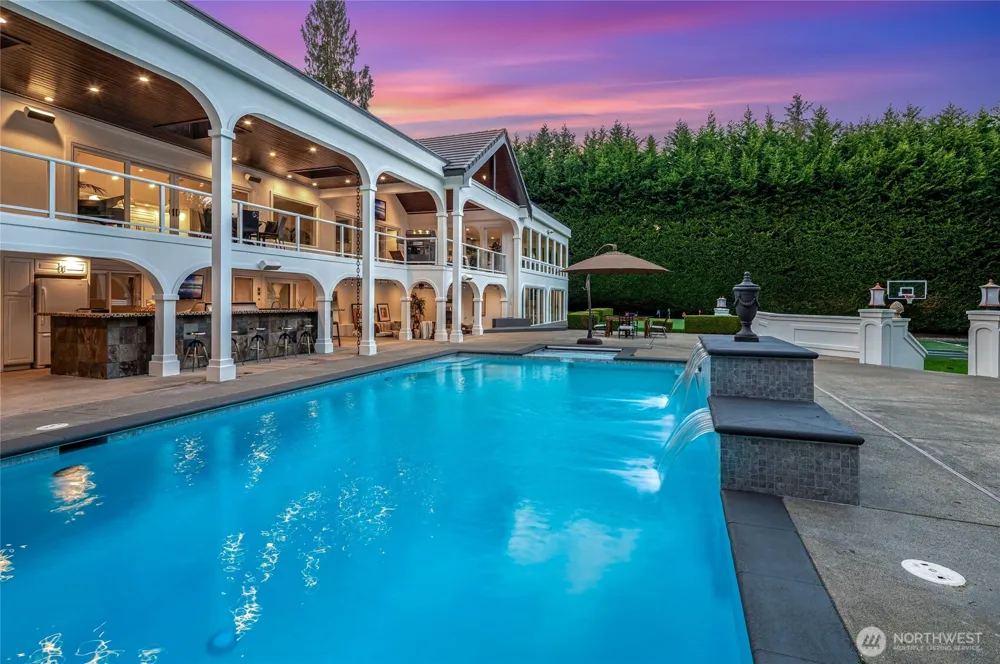 3026 140th Avenue NE Bellevue, WA 98005