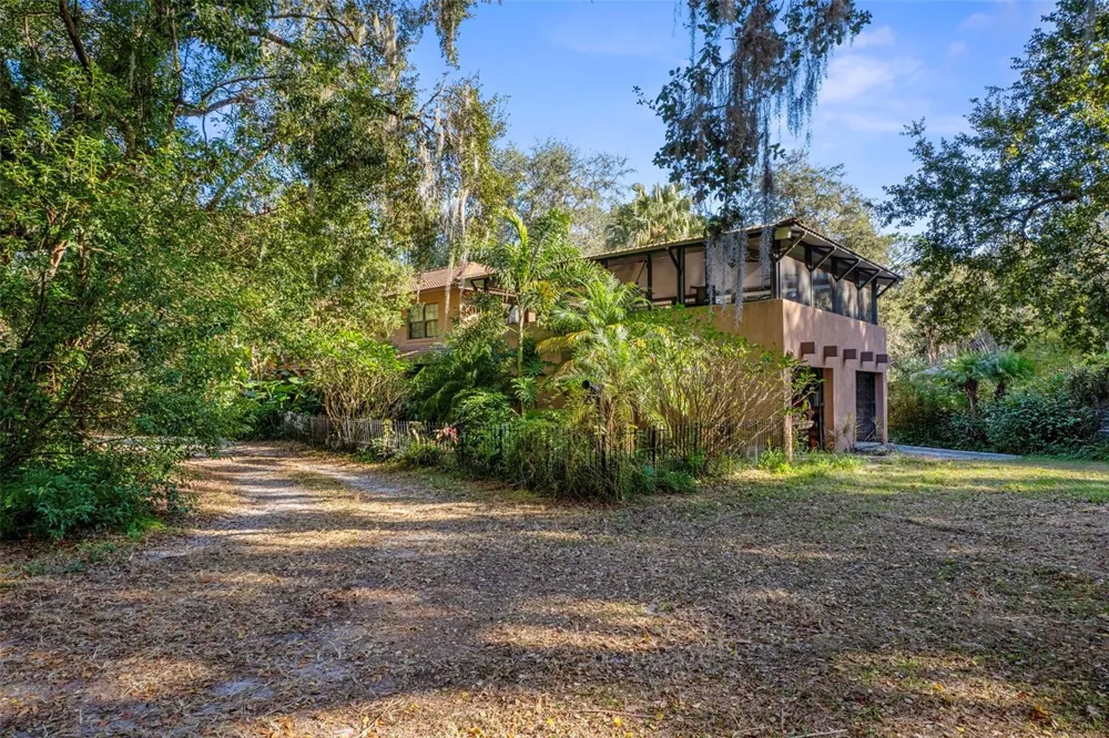 Address Not Shown Okahumpka, FL 34762