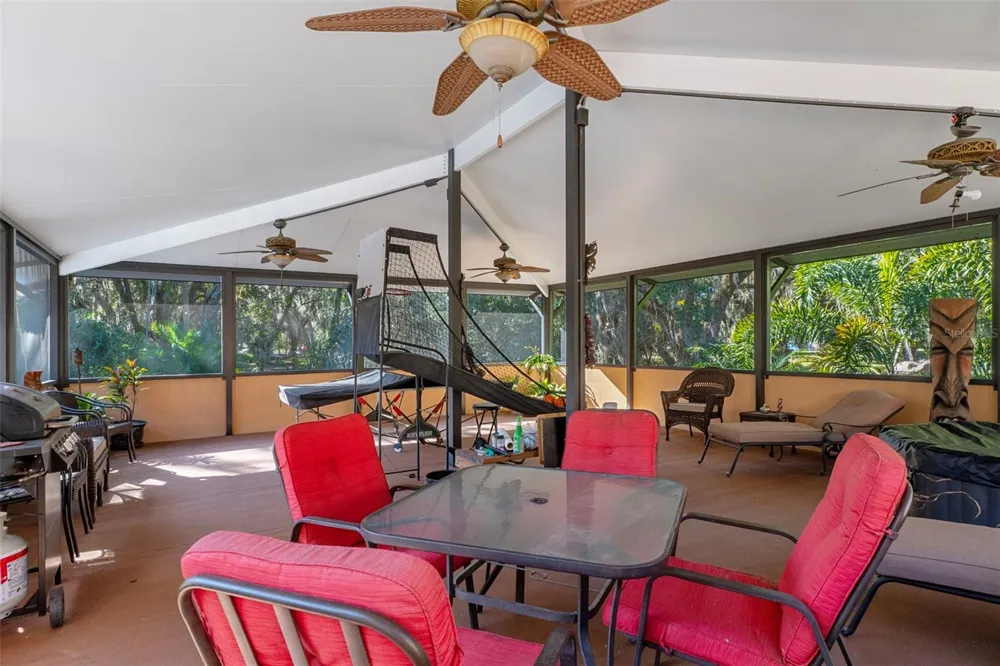 Address Not Shown Okahumpka, FL 34762