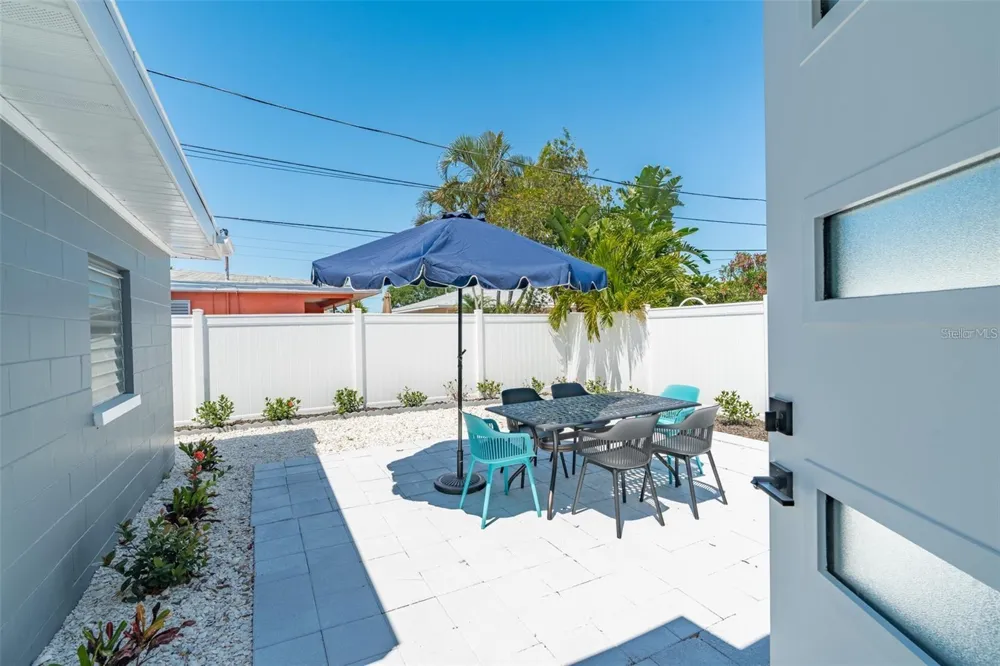 1473 DURLING DRIVE S South Pasadena, FL 33707