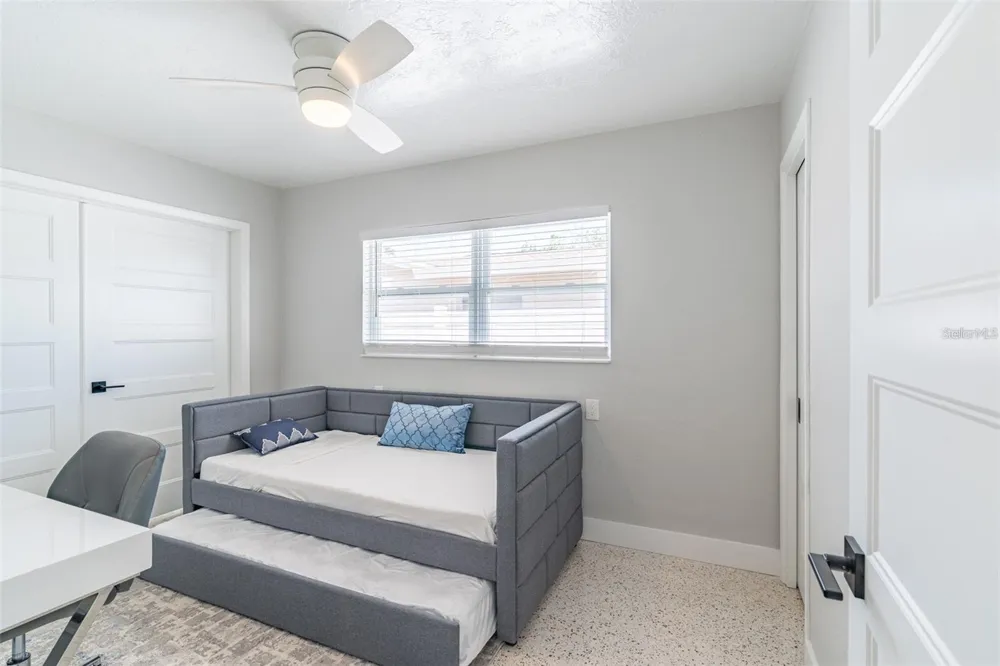 1473 DURLING DRIVE S South Pasadena, FL 33707