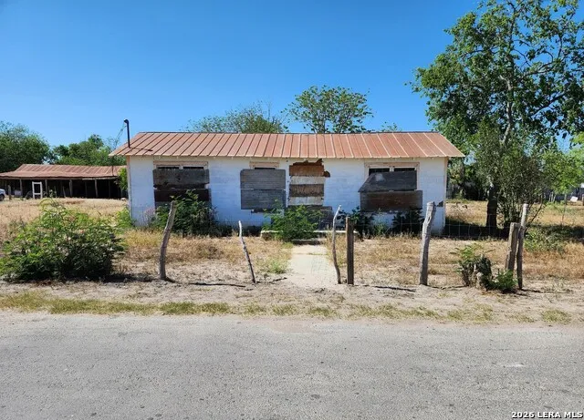 506-600 Cotulla Carrizo Springs, TX 78834