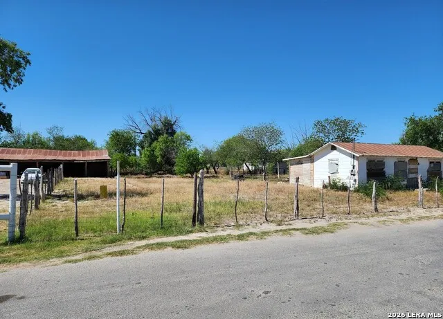 506-600 Cotulla Carrizo Springs, TX 78834