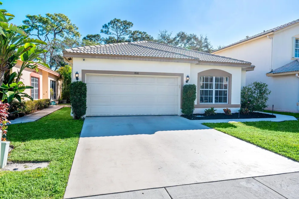 7616 Colony Palm Drive