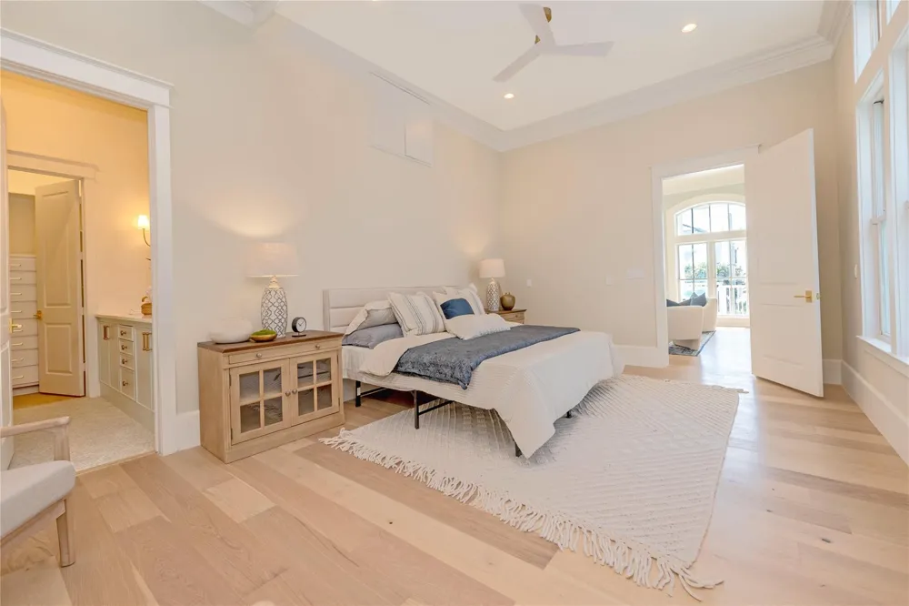 11610 Beachside Galveston, TX 77554