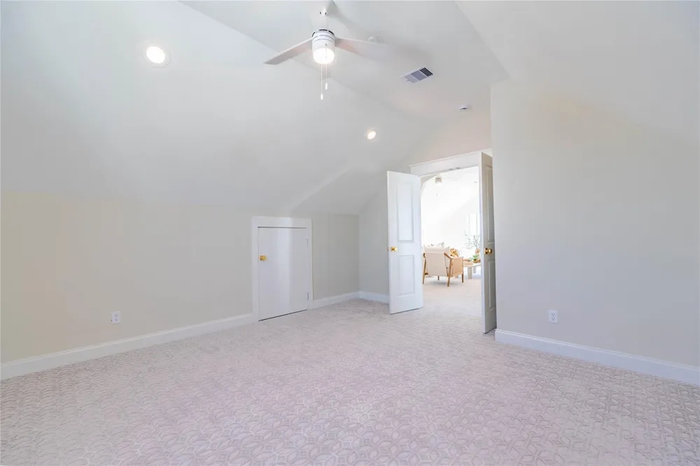 11610 Beachside Galveston, TX 77554
