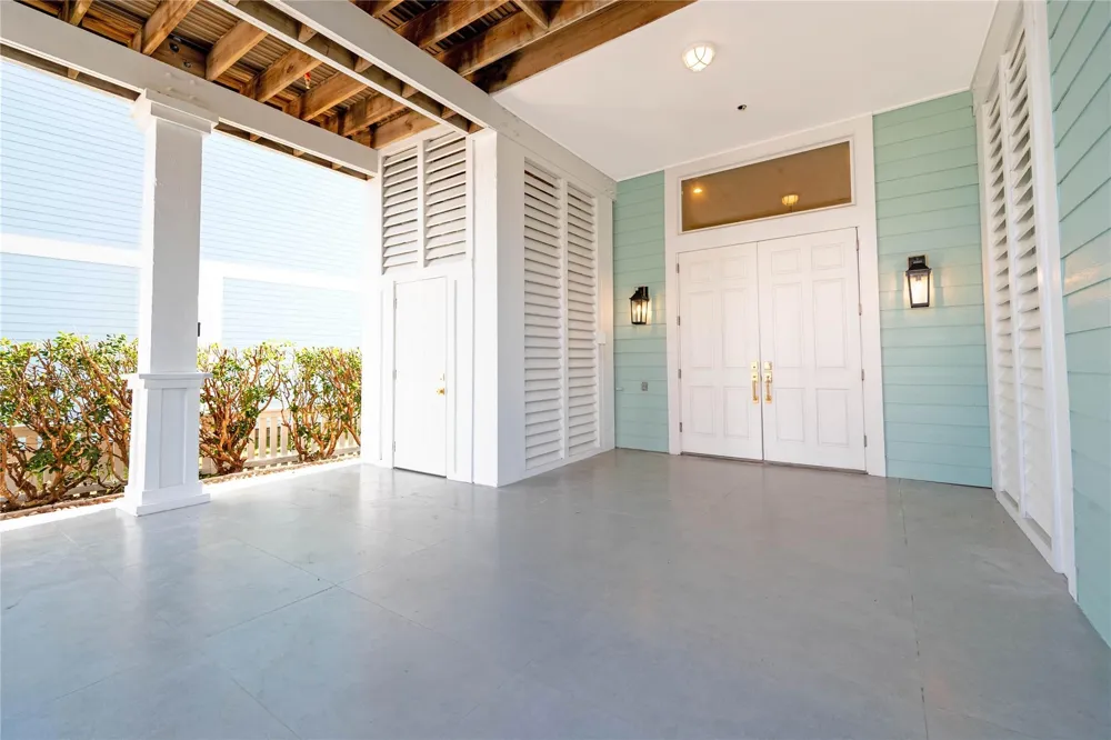 11610 Beachside Galveston, TX 77554