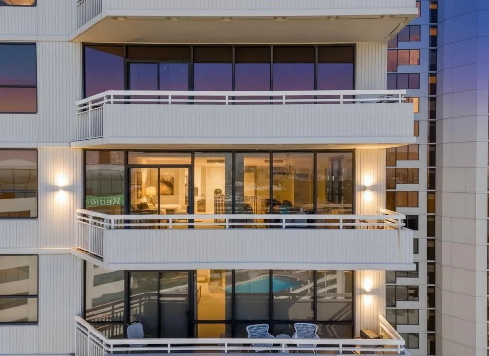 14 Greenway Plaza #17Q