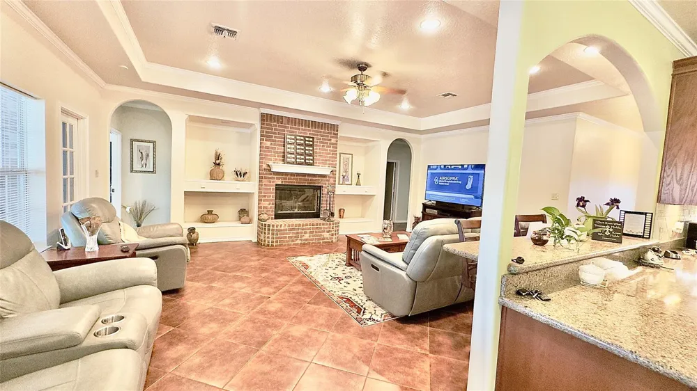6161 County Road 3385 Lovelady, TX 75851
